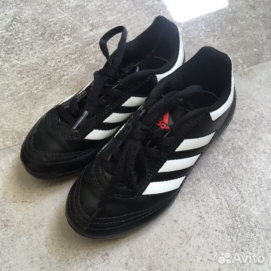 Универсальные шипы под футбольные бутсы