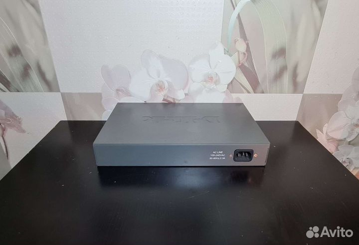 Коммутатор D-Link DES-1016D