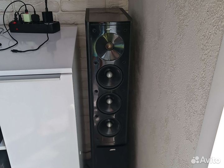 Аккустика Jamo s606 +yamaha rx-v773 + саб klipsch