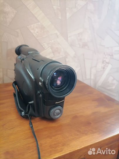 Видеокамера panasonic VX10