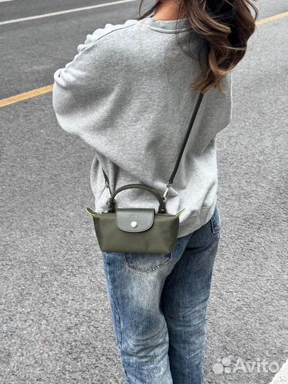 Сумка Longchamp с ремешком новая в наличии