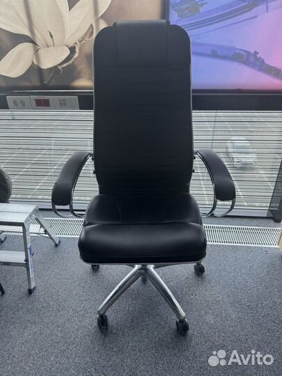 Офисное кресло бу