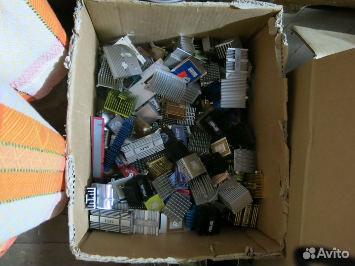 Вентиляторы,радиаторы и системы охлаждения