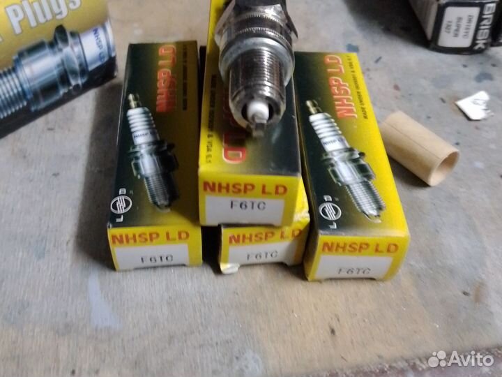 Свеча зажигания F6TC