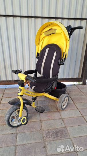 Детский трехколесный велосипед с ручкой бу