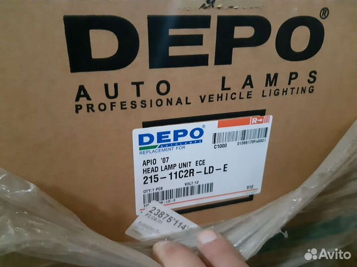 Фара Рено-Логан