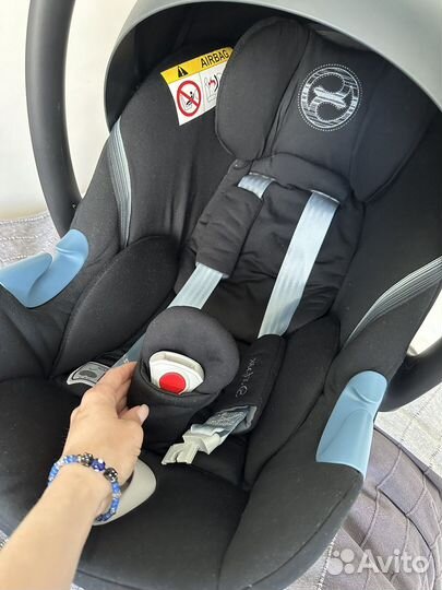 Cybex Автокресло Aton M i-Size 2022 Deep Black