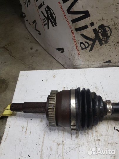 Привод передний правый Kia Carens FG D4EA