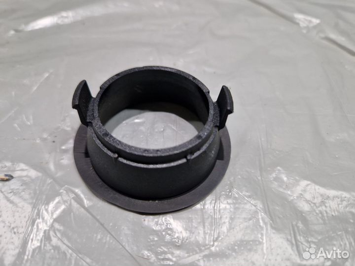 Накладка декоративная замка зажиган. Cadillac Bls