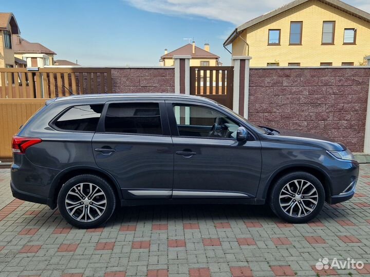 Mitsubishi Outlander 2.0 CVT, 2016, 178 000 км