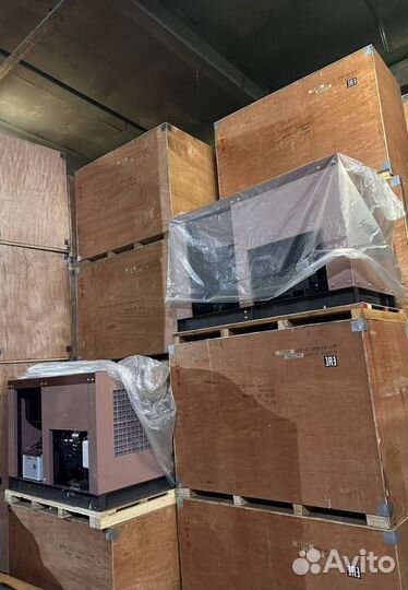 Дизельный генератор для дома 15кВт Strateg