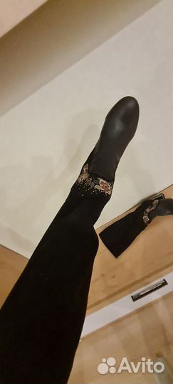 Сапоги модели разные