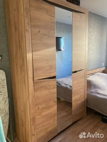 Спальный гарнитур