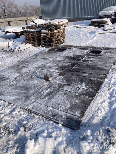 Лист металлическия 18 мм