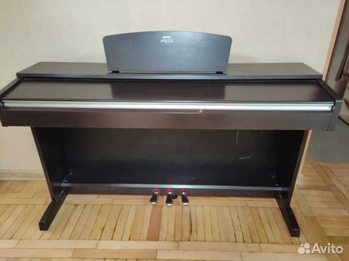 Цифровое пианино Yamaha Arius YDP-141