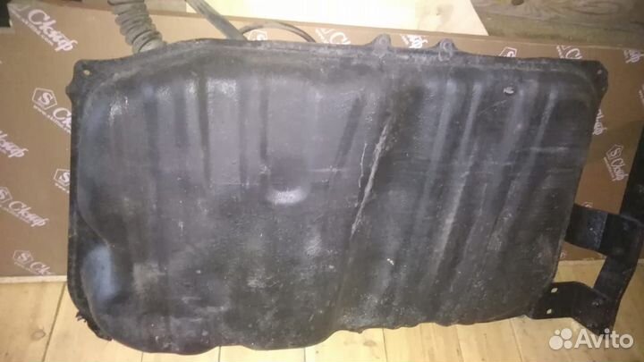 Бензобак и бензонасос тойота камри 40