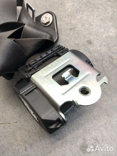 Ремень безопасности передний левый Renault Logan 2