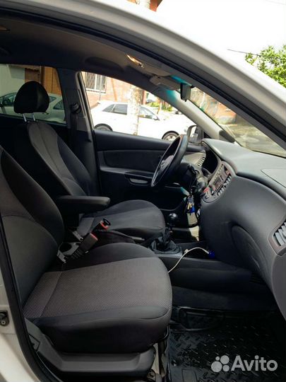 Kia Rio 1.4 МТ, 2011, 240 000 км