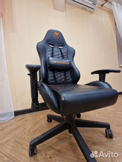 Компьютерное кресло Cougar outrider