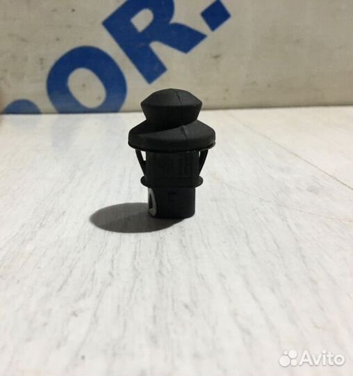 Концевик двери LADA vesta 1.6 мт седан