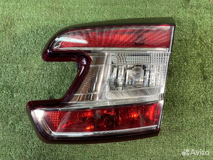 Фонарь крышки багажника megane 3 универсал правый