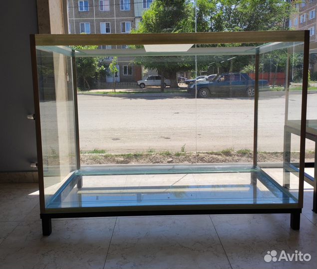 Аквариумы 1000 литров и больше