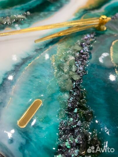 Часы из эпоксидной смолы