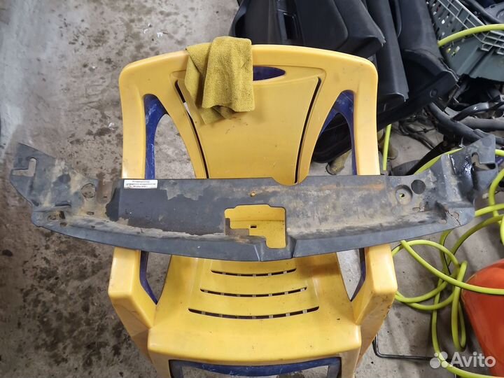 Накладка замка капота geely mk / mk cross 1.5