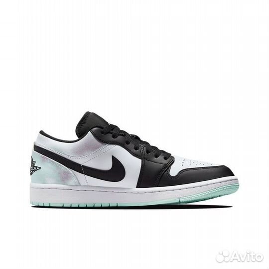 Nike Air Jordan 1 Low “Supernova”