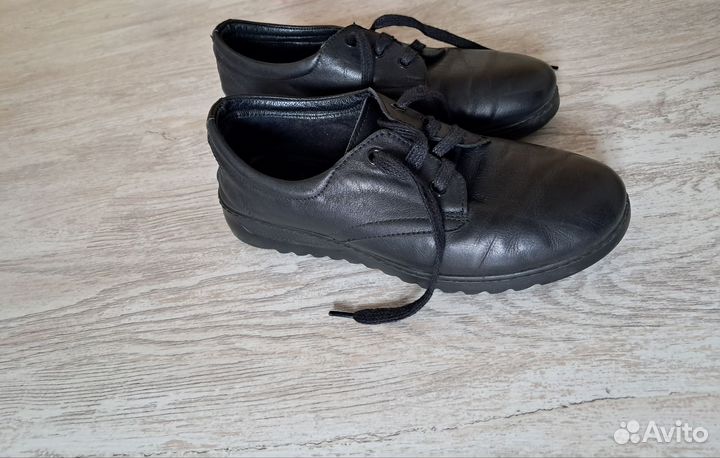 Туфли женские 39 размер