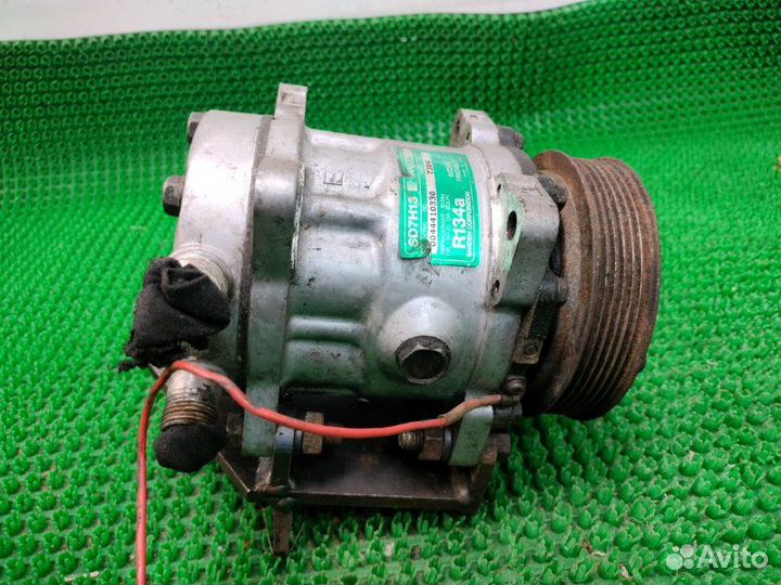 Компрессор кондиционера Audi A4 B5 ADR 1996