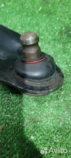 Рычаг подвески передний правый Renault Megane 2