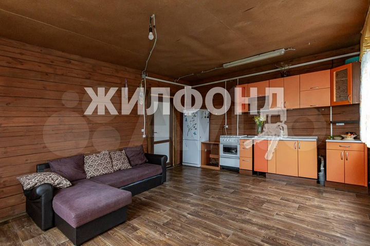 Дом 94 м² на участке 5 сот.