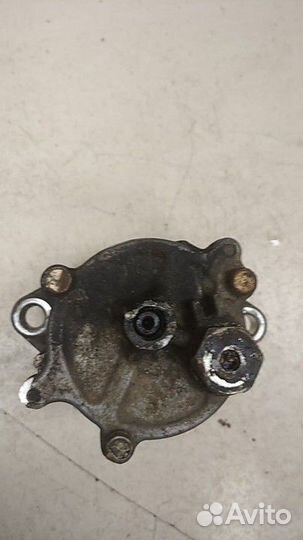 Насос вакуумный Toyota Land Cruiser