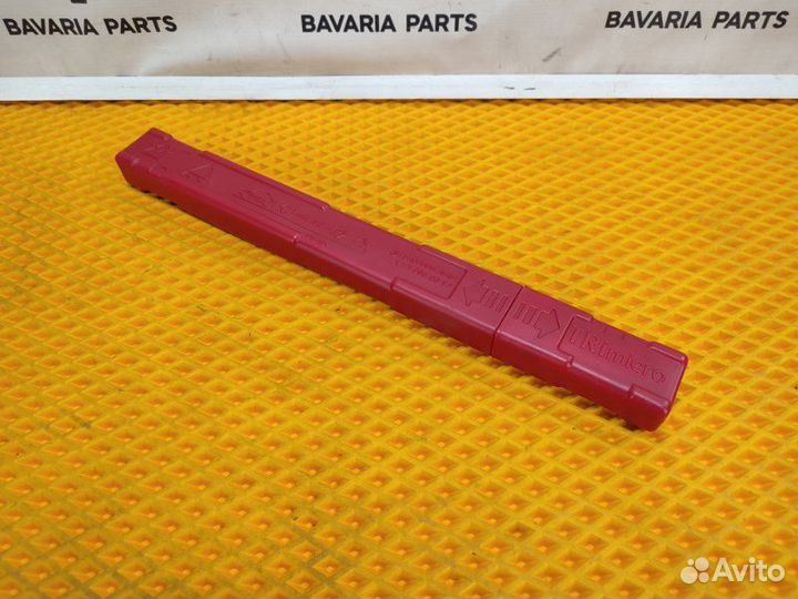 Знак аварийной остановки Mercedes Cls W219 3.5