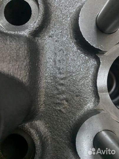 Головка блока цилиндров Detroit 12.7, 14.0