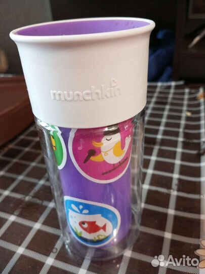 Поильник непроливайка munchkin