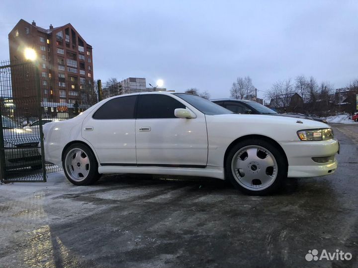 Toyota Cresta JZX 90 Комплект накладок сток