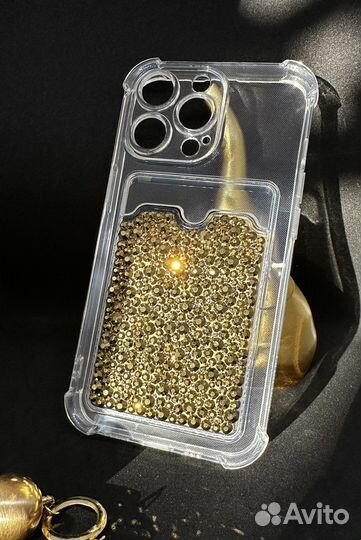 Чехлы на телефон