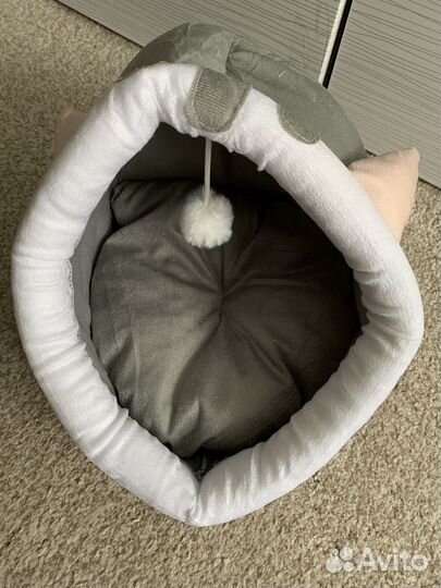 Лежанка для кошек