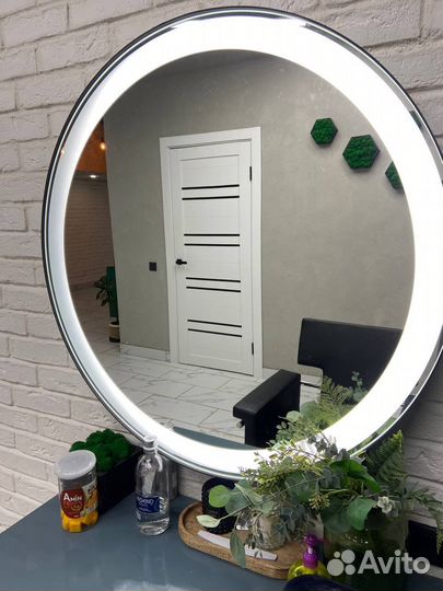 Зеркало с led подсветкой