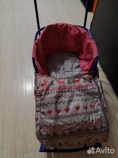 Санки с колесами матрасом и накидкой на ножки