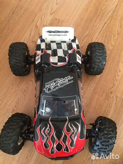 Радиоуправляемая модель трагги