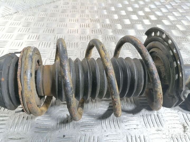 Стойка амортизатора п.л. Hyundai Solaris