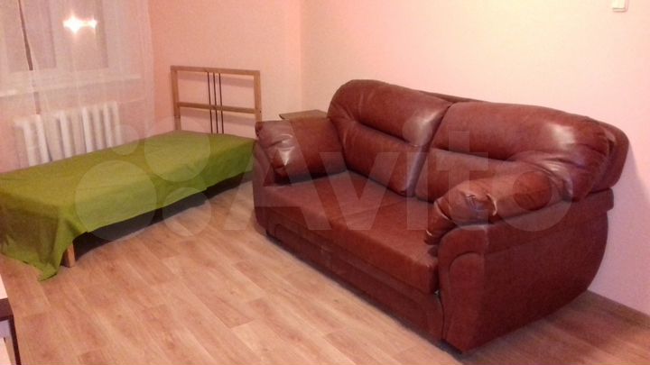 2-к. квартира, 54 м², 3/5 эт.