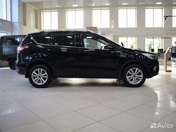 Ford Kuga 2.5 AT, 2018, 146 000 км