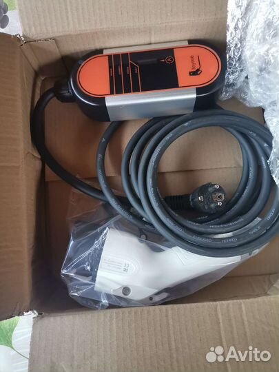 Зарядное устройство для электромобиля