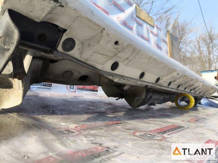 Порог кузова правая toyota wish