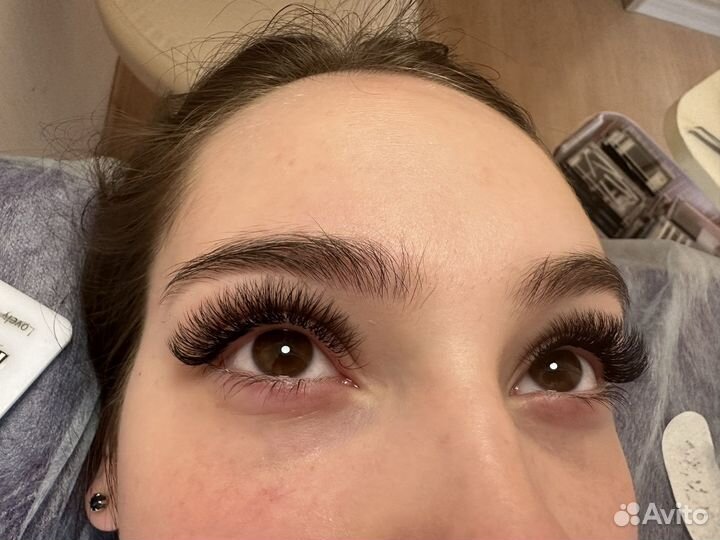 Мастер наращивания ресниц