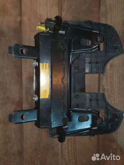 Подушка безопасности водителя Toyota Avensis